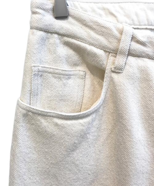 confect（コンフェクト）CONFECT (コンフェクト) デニムパンツ 02214-0045 アイボリー サイズ:3の古着・服飾アイテム