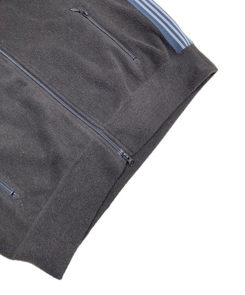 Needles（ニードルズ）Needles (ニードルズ) Track Jacket- Poly Fleece ブラック×ブルー サイズ:Lの古着・服飾アイテム