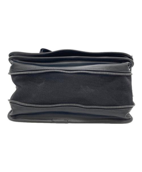 LUGGAGE LABEL（ラゲッジ レーベル）LUGGAGE LABEL (ラゲッジ レーベル) NEW LINER メッセンジャーバッグ 960-09283 ブラックの古着・服飾アイテム