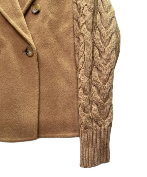 MaxMara（マックスマーラ）MaxMara (マックスマーラ) ダブルブレスト ケーブルニット カーディガン キャメル サイズ:XS 未使用品の古着・服飾アイテム