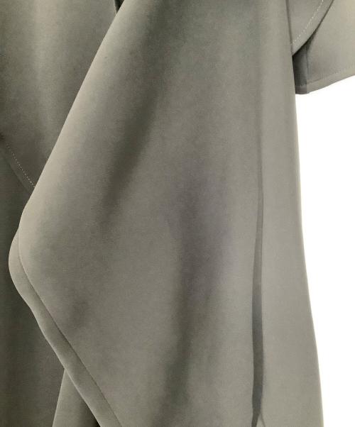 ENFOLD（エンフォルド）ENFOLD (エンフォルド) NECK-LAYERED DRESS グレー サイズ:36の古着・服飾アイテム