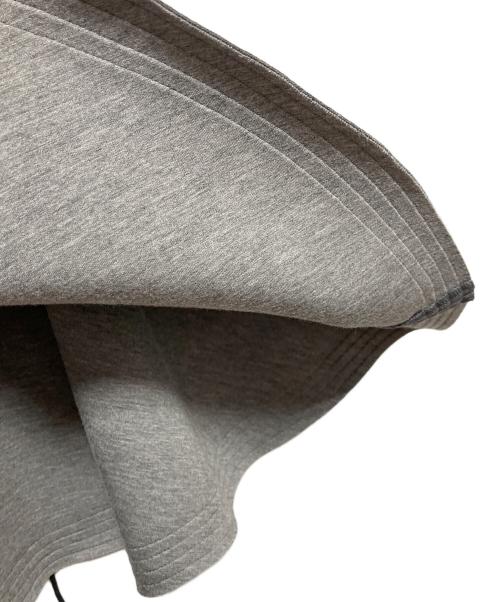 MAISON SPECIAL（メゾンスペシャル）MAISON SPECIAL (メゾンスペシャル) Flower Strap 2way Tops グレー サイズ:FREEの古着・服飾アイテム