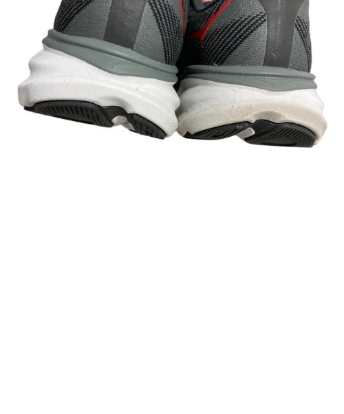 HOKAONEONE（ホカオネオネ）HOKAONEONE (ホカオネオネ) CLIFTON 9 グレー サイズ:27.5の古着・服飾アイテム