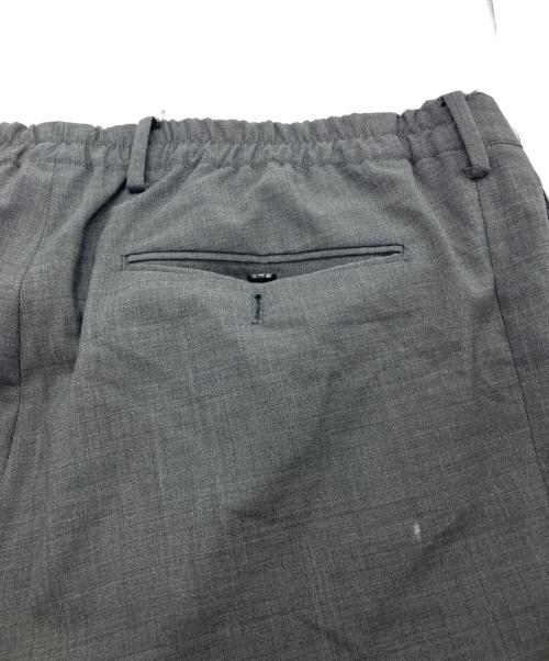 LARDINI（ラルディーニ）LARDINI (ラルディーニ) easy wear セットアップスーツ グレー サイズ:50の古着・服飾アイテム