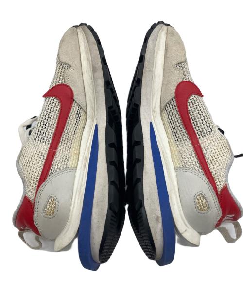 NIKE（ナイキ）NIKE (ナイキ) sacai (サカイ) ローカットスニーカー ホワイト サイズ:26.5cmの古着・服飾アイテム