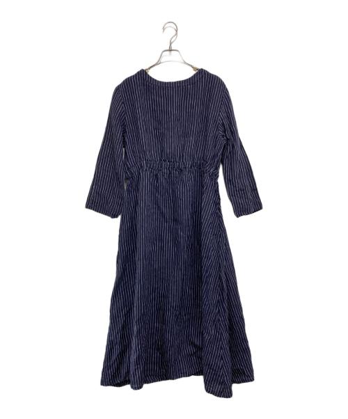 fog linen work（フォグリネンワーク）fog linen work (フォグリネンワーク) 北欧、暮らしの道具店 (ホクオウ、グラシノドウグテン) 別注 ストライプリネンワンピース ネイビー×ホワイト サイズ:-の古着・服飾アイテム