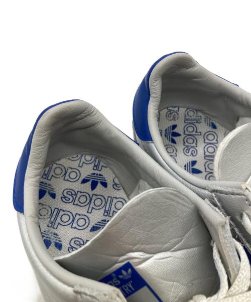 adidas（アディダス）adidas (アディダス) Country OG　カントリーオージー　IE4230 シルバー サイズ:24cmの古着・服飾アイテム