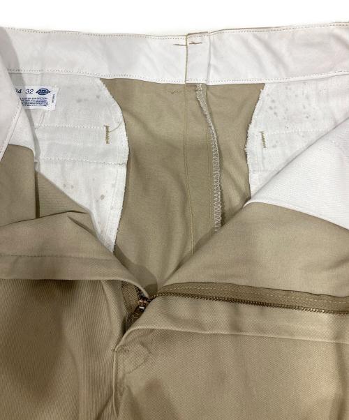 Dickies（ディッキーズ）Dickies (ディッキーズ) チノパン ベージュ サイズ:86cm (W34)の古着・服飾アイテム