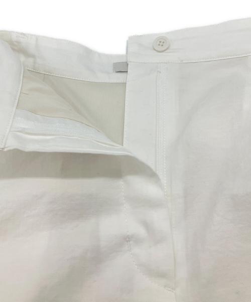 CLANE（クラネ）CLANE (クラネ) VOLUME FRILL SKIRT ホワイトの古着・服飾アイテム
