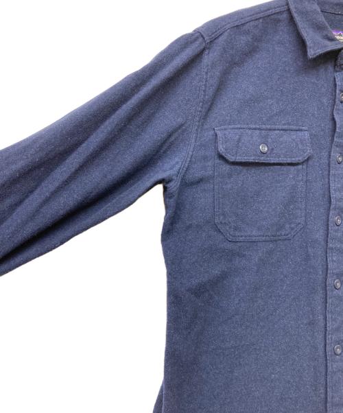 Patagonia（パタゴニア）Patagonia (パタゴニア) M's L/S Fjord Flannel Shirt（メンズ・ロングスリーブ・フィヨルド・フランネル・シャツ） ネイビー サイズ:Mの古着・服飾アイテム