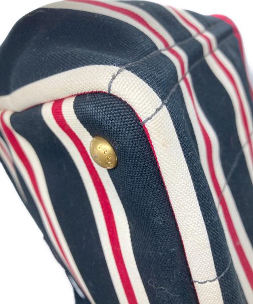 PRADA（プラダ）PRADA (プラダ) カナパ2WAYトートバッグ ブラック×レッド×ホワイトの古着・服飾アイテム