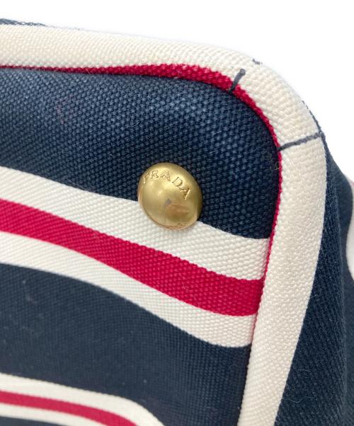 PRADA（プラダ）PRADA (プラダ) カナパ2WAYトートバッグ ブラック×レッド×ホワイトの古着・服飾アイテム