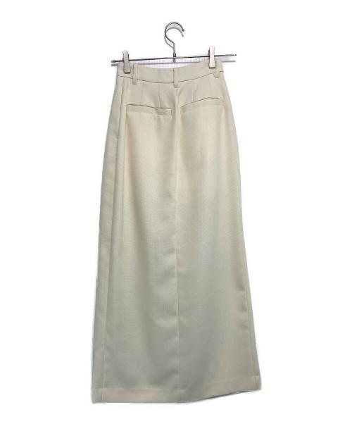 CLANE（クラネ）CLANE (クラネ) FRONT SLIT TUCK SKIRT アイボリーの古着・服飾アイテム