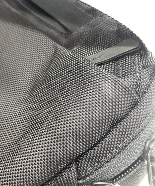 AER（エアー）Aer (エアー) Day Sling 3 ブラックの古着・服飾アイテム