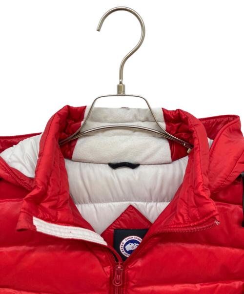 CANADA GOOSE（カナダグース）CANADA GOOSE (カナダグース) Camp Hooded Jacket レッド サイズ:Sの古着・服飾アイテム