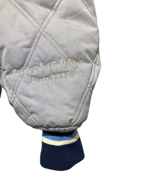 MILK FED.（ミルクフェド）MILK FED. (ミルクフェド) SATIN LOGO PATCH QUILTED JACKET ブルー サイズ:Mの古着・服飾アイテム