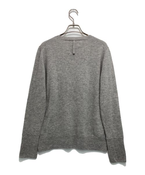 BEIGE（ベイジ）BEIGE (ベイジ) ALSACE / パール釦クルーネックウールニット グレー サイズ:4の古着・服飾アイテム