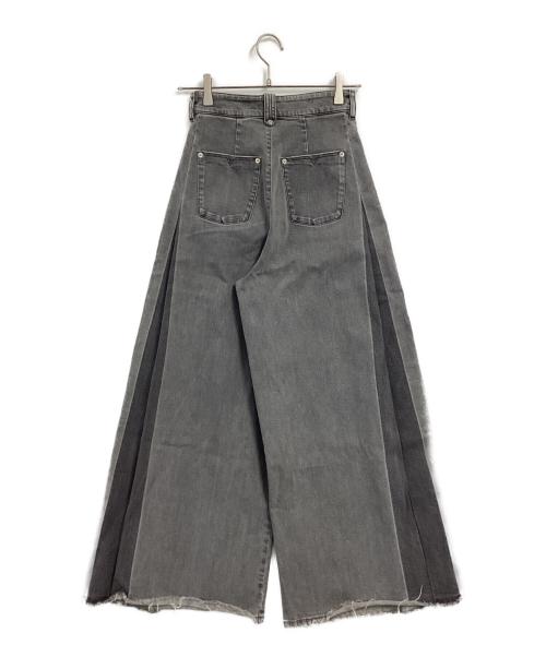 DIESEL（ディーゼル）DIESEL (ディーゼル) カットオフワイドデニムパンツ　DE-IZZY-LONG-P　00ECALA6002BF03　00ECALA6002BF03 グレー サイズ:W23の古着・服飾アイテム