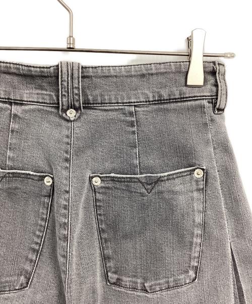 DIESEL（ディーゼル）DIESEL (ディーゼル) カットオフワイドデニムパンツ　DE-IZZY-LONG-P　00ECALA6002BF03　00ECALA6002BF03 グレー サイズ:W23の古着・服飾アイテム