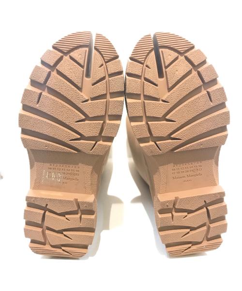 Maison Margiela（メゾンマルジェラ）Maison Margiela (メゾンマルジェラ) TABI RAIN BOOTS ベージュ サイズ:36の古着・服飾アイテム