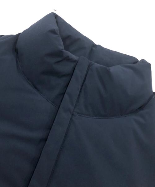 UNITED ARROWS & SONS（ユナイテッドアローズ アンド サンズ）UNITED ARROWS & SONS (ユナイテッドアローズ アンド サンズ) by DAISUKE OBANA DOWN JACKET ネイビー サイズ:Sの古着・服飾アイテム