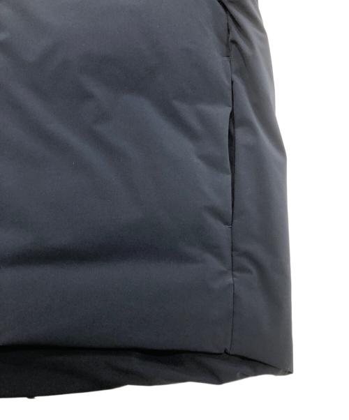 UNITED ARROWS & SONS（ユナイテッドアローズ アンド サンズ）UNITED ARROWS & SONS (ユナイテッドアローズ アンド サンズ) by DAISUKE OBANA DOWN JACKET ネイビー サイズ:Sの古着・服飾アイテム