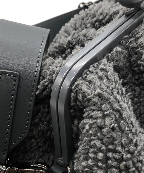 WEEKEND Max Mara（ウィークエンド マックスマーラ）Weekend Max Mara (ウィークエンド マックスマーラ) がま口ボアチェーンショルダーバッグ グレー サイズ:下記参照の古着・服飾アイテム
