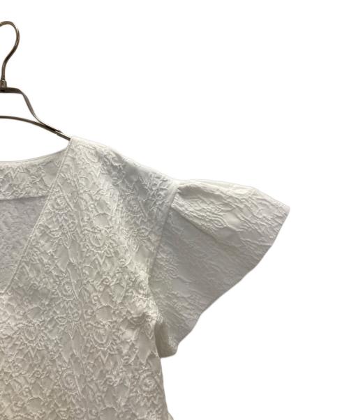 cygne（シーニュ）cygne (シーニュ) 浮き輪トップス ホワイト サイズ:FREEの古着・服飾アイテム