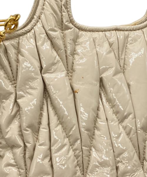 MIU MIU（ミュウミュウ）MIU MIU (ミュウミュウ) マテラッセ 2WAYバッグ アイボリー サイズ:下記参照の古着・服飾アイテム