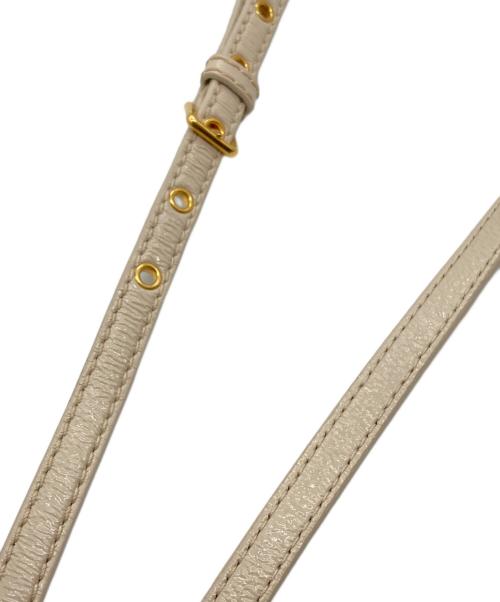 MIU MIU（ミュウミュウ）MIU MIU (ミュウミュウ) マテラッセ 2WAYバッグ アイボリー サイズ:下記参照の古着・服飾アイテム