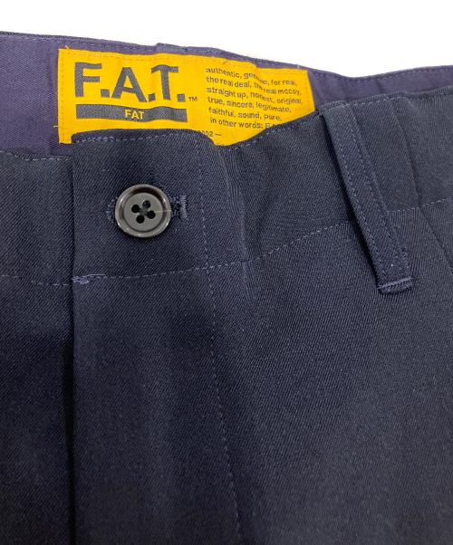 FAT（エフエーティー）FAT (エフエーティー) SLACKLAXタックパンツ ネイビー サイズ:FATの古着・服飾アイテム