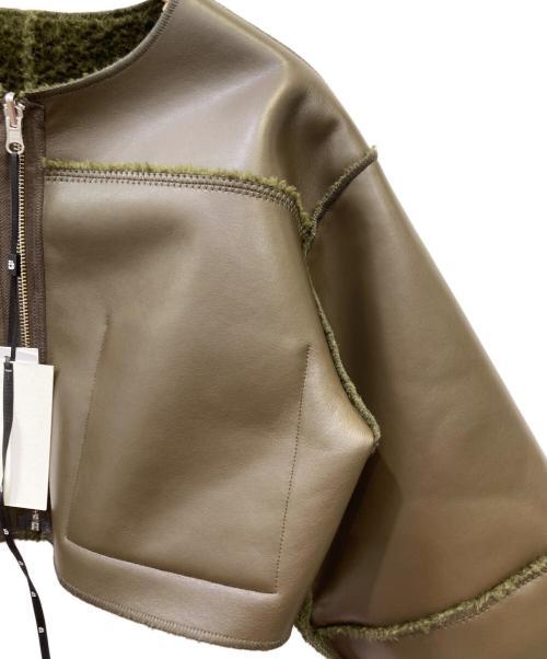 Ameri（アメリ）Ameri (アメリ) BOA COLLARLESS REVERSIBLE SHORT JACKET カーキ サイズ:SIZE S 未使用品の古着・服飾アイテム