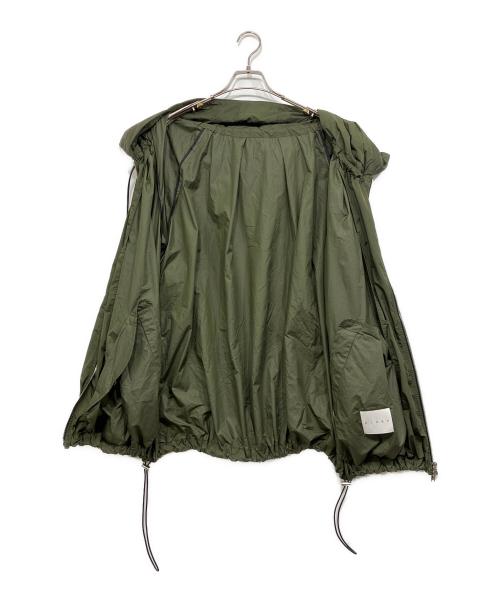 CINOH（チノ）CINOH (チノ) NYLON HOODIE BLOUSON カーキ サイズ:38の古着・服飾アイテム