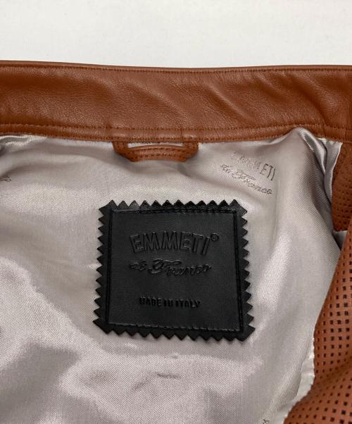EMMETI（エンメティ）EMMETI (エンメティ) アッカクラシカパンチングライダースジャケット ブラウン サイズ:44 未使用品の古着・服飾アイテム