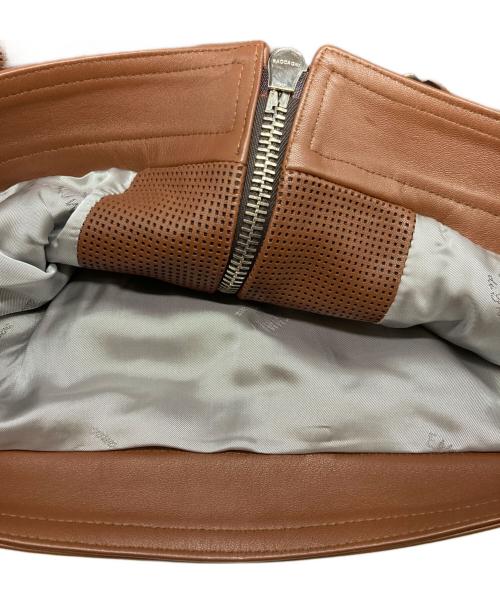 EMMETI（エンメティ）EMMETI (エンメティ) アッカクラシカパンチングライダースジャケット ブラウン サイズ:44 未使用品の古着・服飾アイテム