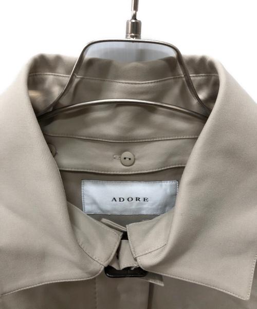 ADORE（アドーア）ADORE (アドーア) コンパクトコットンストレッチコート ベージュ サイズ:38 未使用品の古着・服飾アイテム