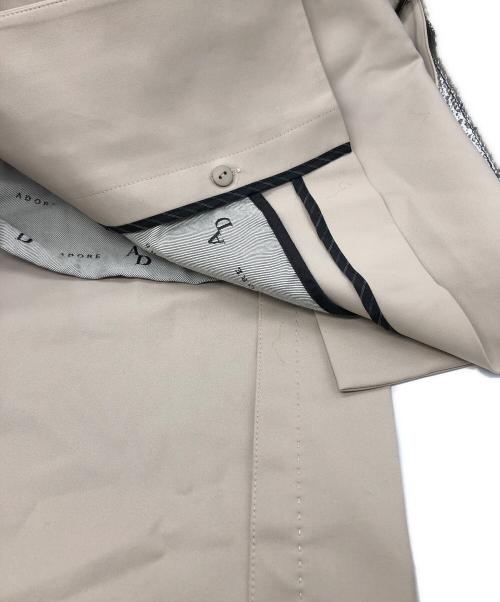 ADORE（アドーア）ADORE (アドーア) コンパクトコットンストレッチコート ベージュ サイズ:38 未使用品の古着・服飾アイテム