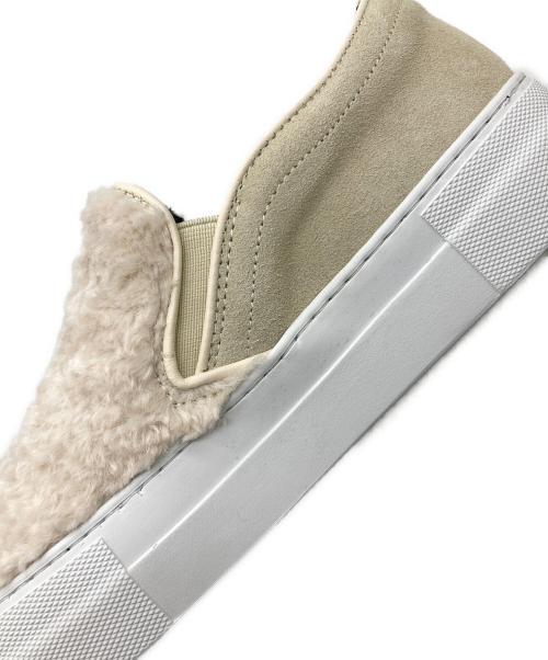 PELLICO SUNNY（ペリーコサニー）PELLICO SUNNY (ペリーコサニー) ファースエード スリッポン アイボリー サイズ:36の古着・服飾アイテム