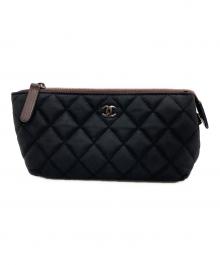 CHANEL（シャネル）の古着「コスメポーチ」｜ブラック