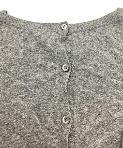 PRADA（プラダ）PRADA (プラダ) バックボタン ウールカシミヤニット グレー サイズ:40の古着・服飾アイテム