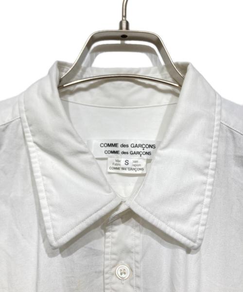 COMME des GARCONS COMME des GARCONS（コムデギャルソン コムデギャルソン）COMME des GARCONS COMME des GARCONS (コムデギャルソン コムデギャルソン) 裾フリルシャツ　RM-B021　AD2023 ホワイト サイズ:Sの古着・服飾アイテム