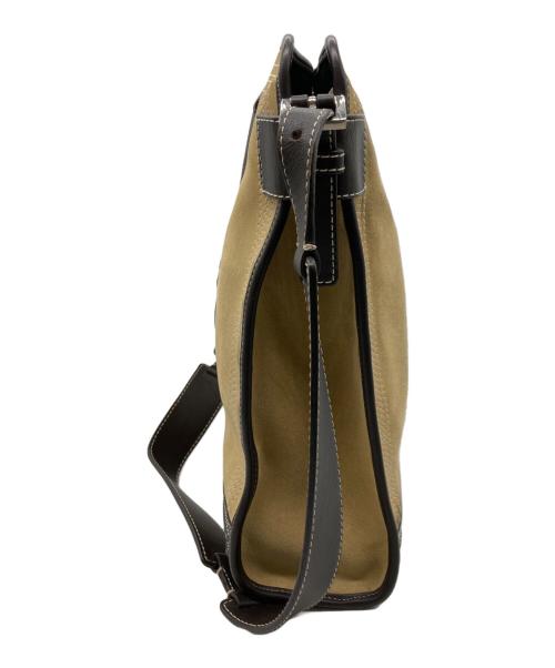 LOEWE（ロエベ）LOEWE (ロエベ) アナグラム スウェードショルダーバッグ ベージュの古着・服飾アイテム