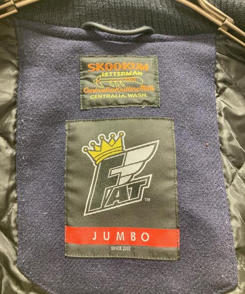 FAT（エフエーティー）FAT (エフエーティー) skookum (スクーカム) スタジャン ネイビー サイズ:JUMBOの古着・服飾アイテム