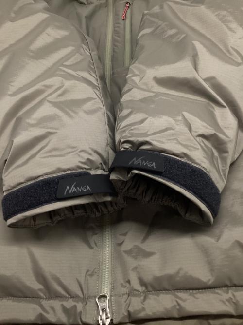 NANGA（ナンガ）NANGA (ナンガ) オーロラ スタンドカラー ダウンジャケット カーキ サイズ:Sの古着・服飾アイテム
