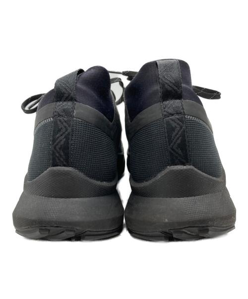 NIKE（ナイキ）NIKE (ナイキ) スニーカー ブラック サイズ:UK 10.5の古着・服飾アイテム