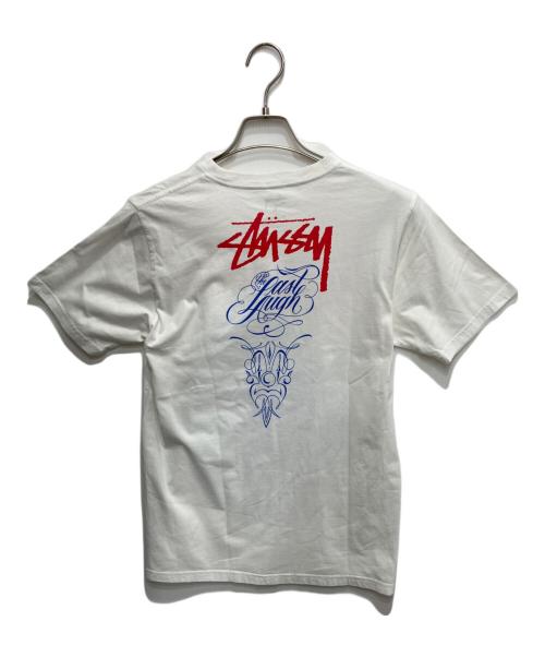 stussy（ステューシー）stussy (ステューシー) アニバーサリープリントTシャツ ホワイト サイズ:Sの古着・服飾アイテム
