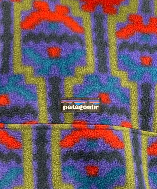 Patagonia（パタゴニア）Patagonia (パタゴニア) テウェルチェ柄 シンチラスナップt マルチカラー サイズ:Sの古着・服飾アイテム
