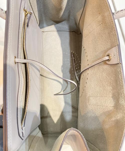 ANYA HINDMARCH（アニヤ・ハインドマーチ）ANYA HINDMARCH (アニヤ・ハインドマーチ) WINK SMILY LEATHER TOTE　ウィンク スマイリー レザー トート　 バッグ グレー サイズ:なしの古着・服飾アイテム