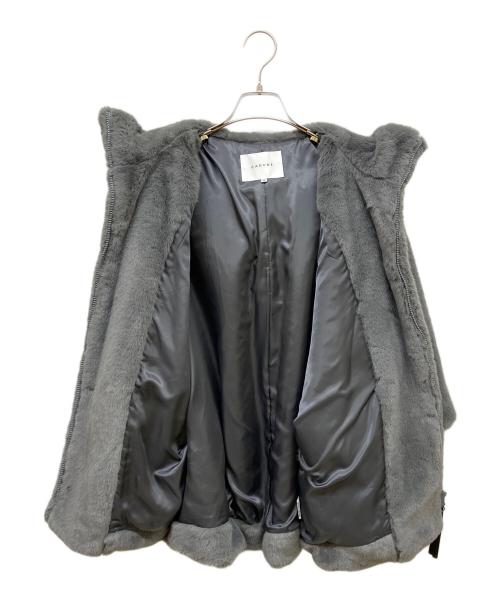 CADUNE（カデュネ）CADUNE (カデュネ) エコファーコート グレー サイズ:38の古着・服飾アイテム