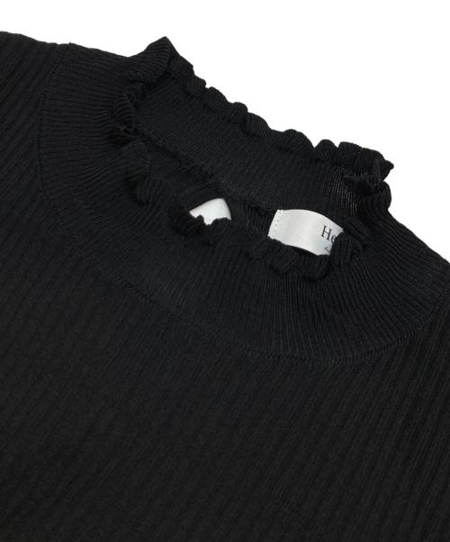 HER LIP TO（ハーリップトゥ）HER LIP TO (ハーリップトゥ) Ruffle Sleeve Belted Knit Dress ブラック サイズ:S 未使用品の古着・服飾アイテム